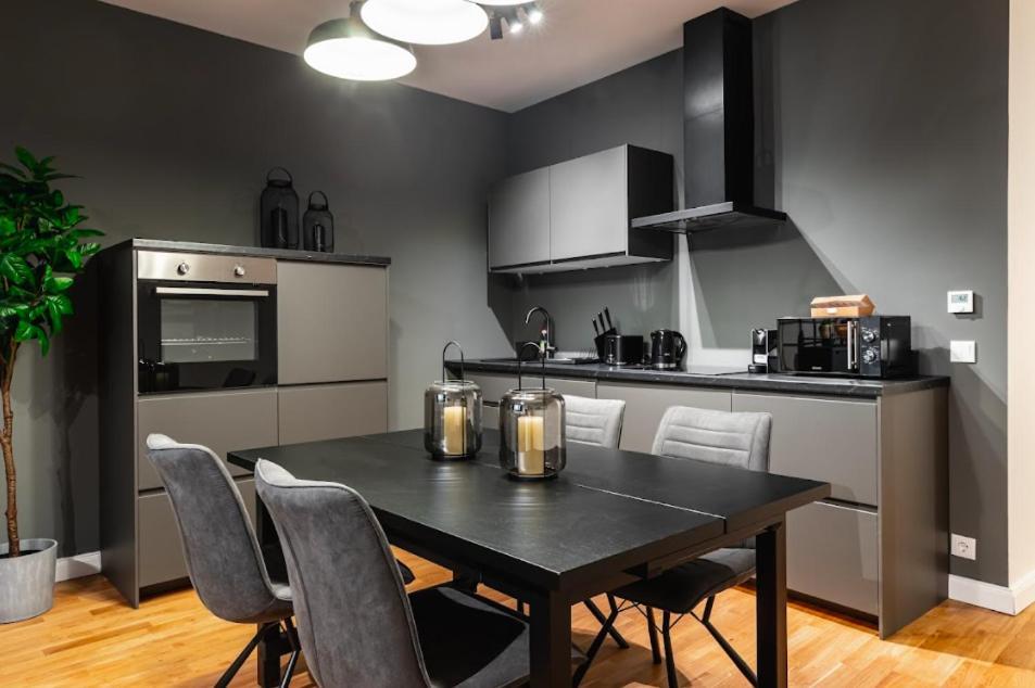 Authentic Next To Schwedenplatz Apartamento Viena